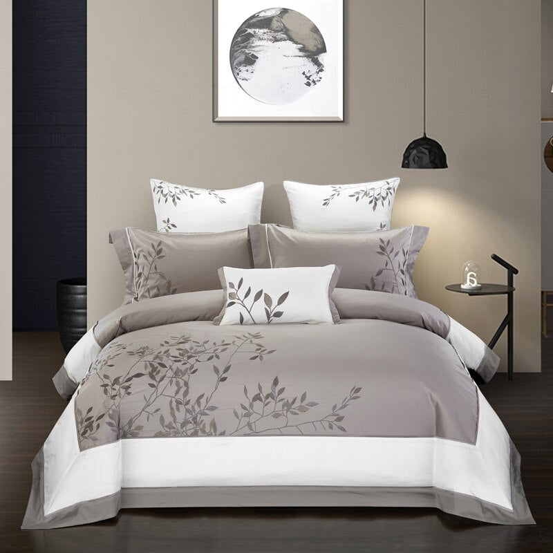 Set 4 Pezzi in Cotone Ricamato Premium