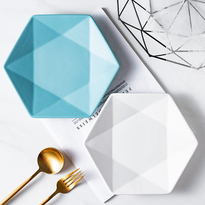 Matte Nordic Plate – Piatto in Ceramica Opaca Stile Occidentale