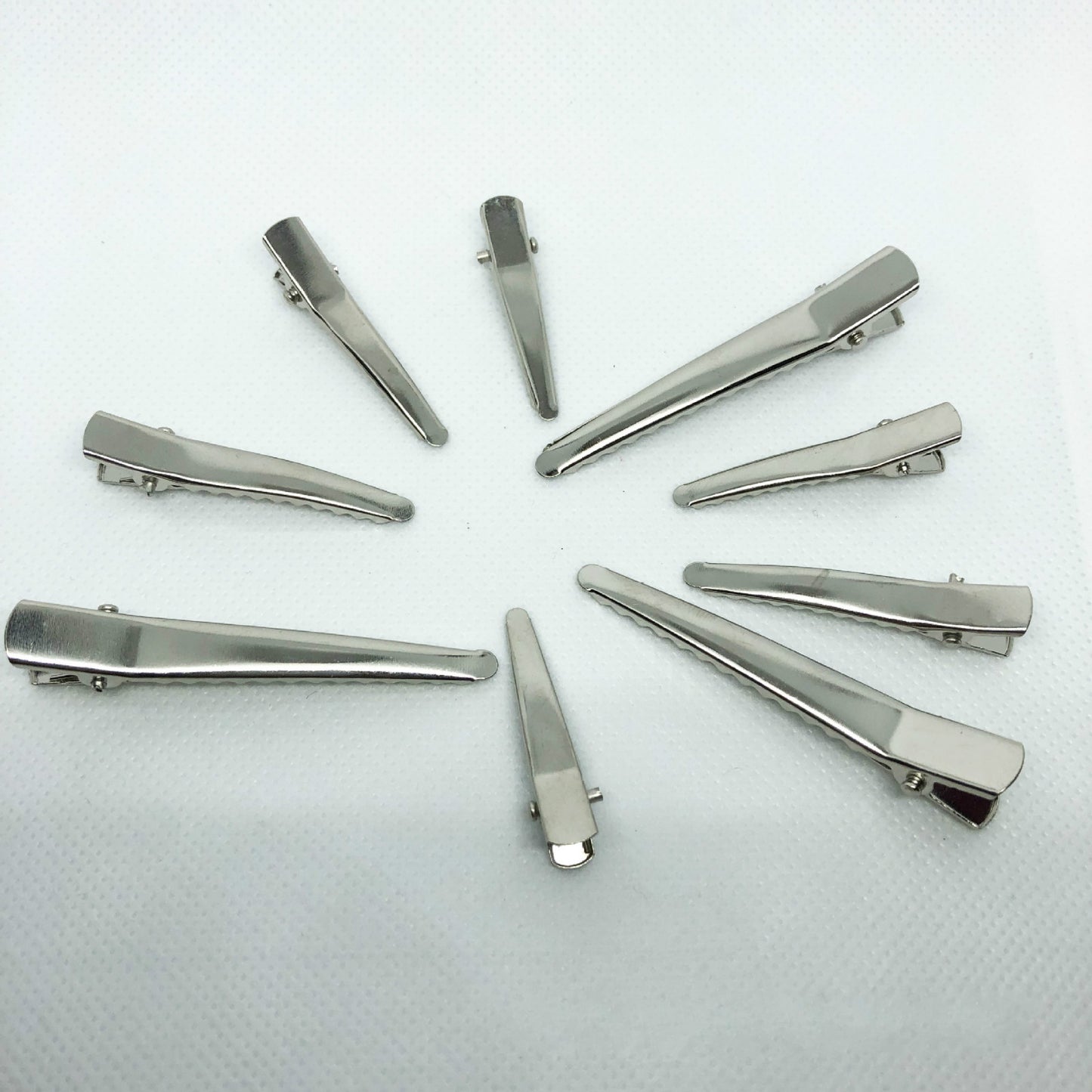 Clip quadrata in metallo