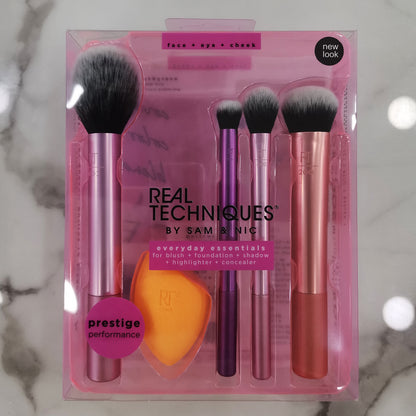 Set Real T 5 pezzi
