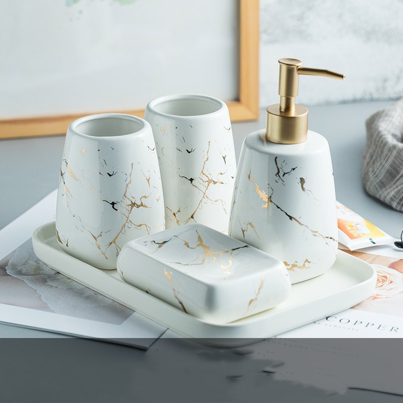 Kit Accessori Essential Bath Coordinato