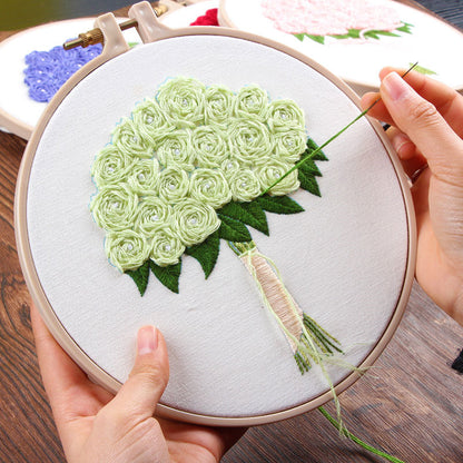 Handmade Masterpiece - Kit Ricamo Tradizionale Fatto a Mano