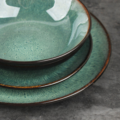 Nile Royal Emerald - Set in Porcellana