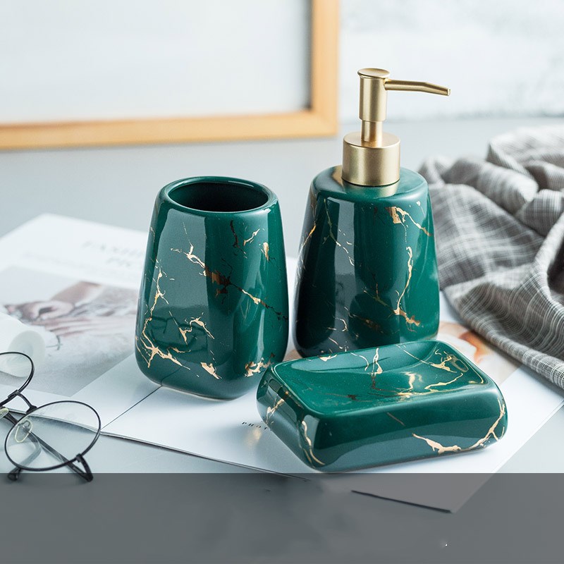 Kit Accessori Essential Bath Coordinato