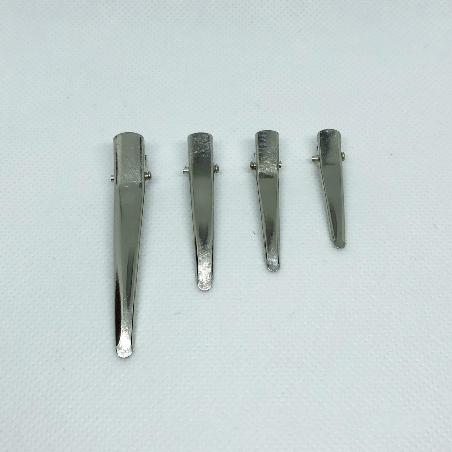 Clip quadrata in metallo
