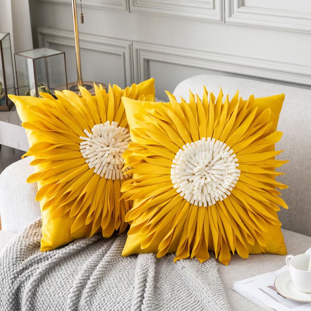 3D Chrysanthemum Velvet – Cuscino in Velluto con Cuciture a Fiore 3D