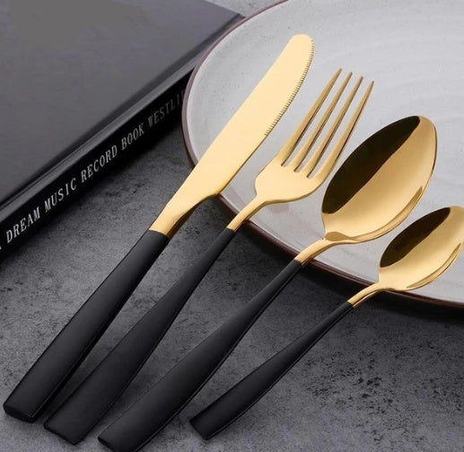 Set Posate Essential - 4 Pezzi Acciaio Inox
