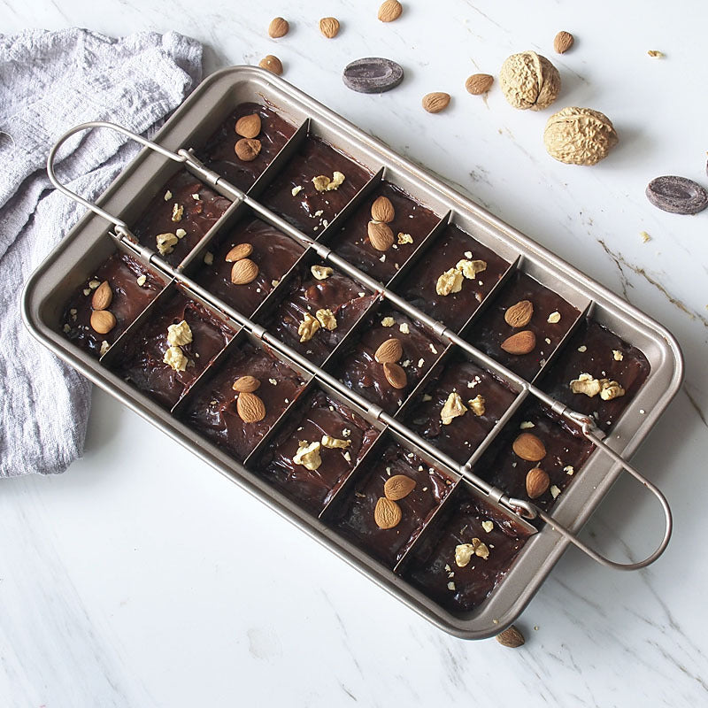 Square Brownie Master – Stampo Quadrato Professionale per Brownie e Pane