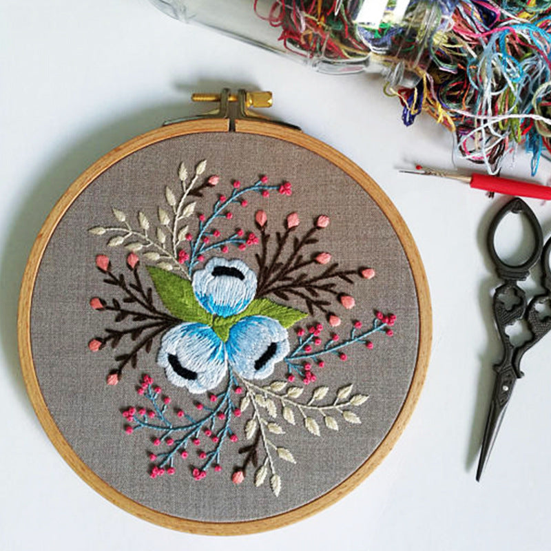 Handmade Masterpiece - Kit Ricamo Tradizionale Fatto a Mano