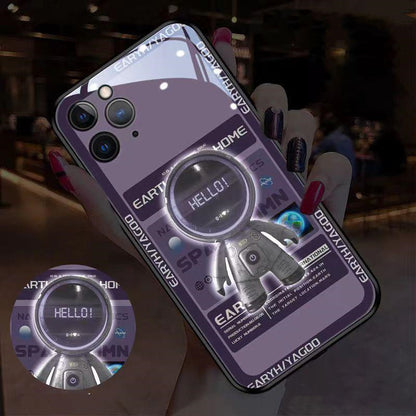 Glow-Astro: Cover Astronauta Luminosa (Iphone 13-14 / 13 Mini / 14 Plus / 13-14 Pro / 13-14 Pro Max)