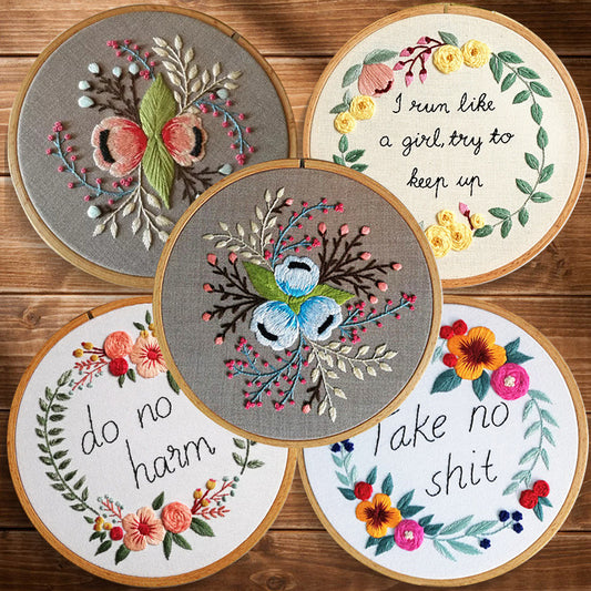 Handmade Masterpiece - Kit Ricamo Tradizionale Fatto a Mano
