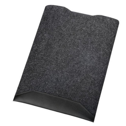 Minimalist Case & Mousepad Set