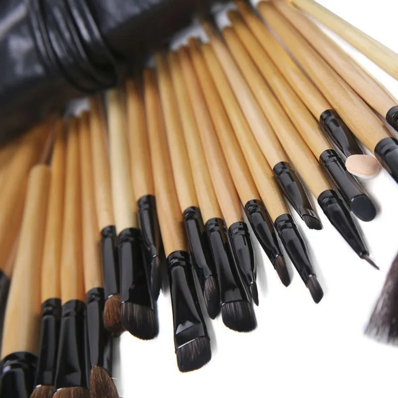 Spazzola di Trucco Set 24 Pennelli