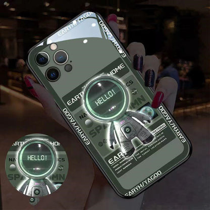 Glow-Astro: Cover Astronauta Luminosa (Iphone 13-14 / 13 Mini / 14 Plus / 13-14 Pro / 13-14 Pro Max)