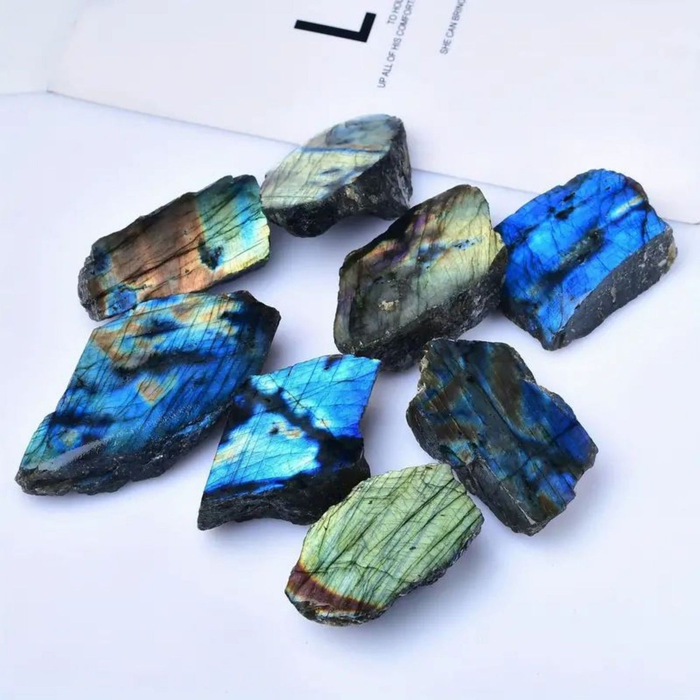 AuroraStone - Labradorite Grezza Iridescente